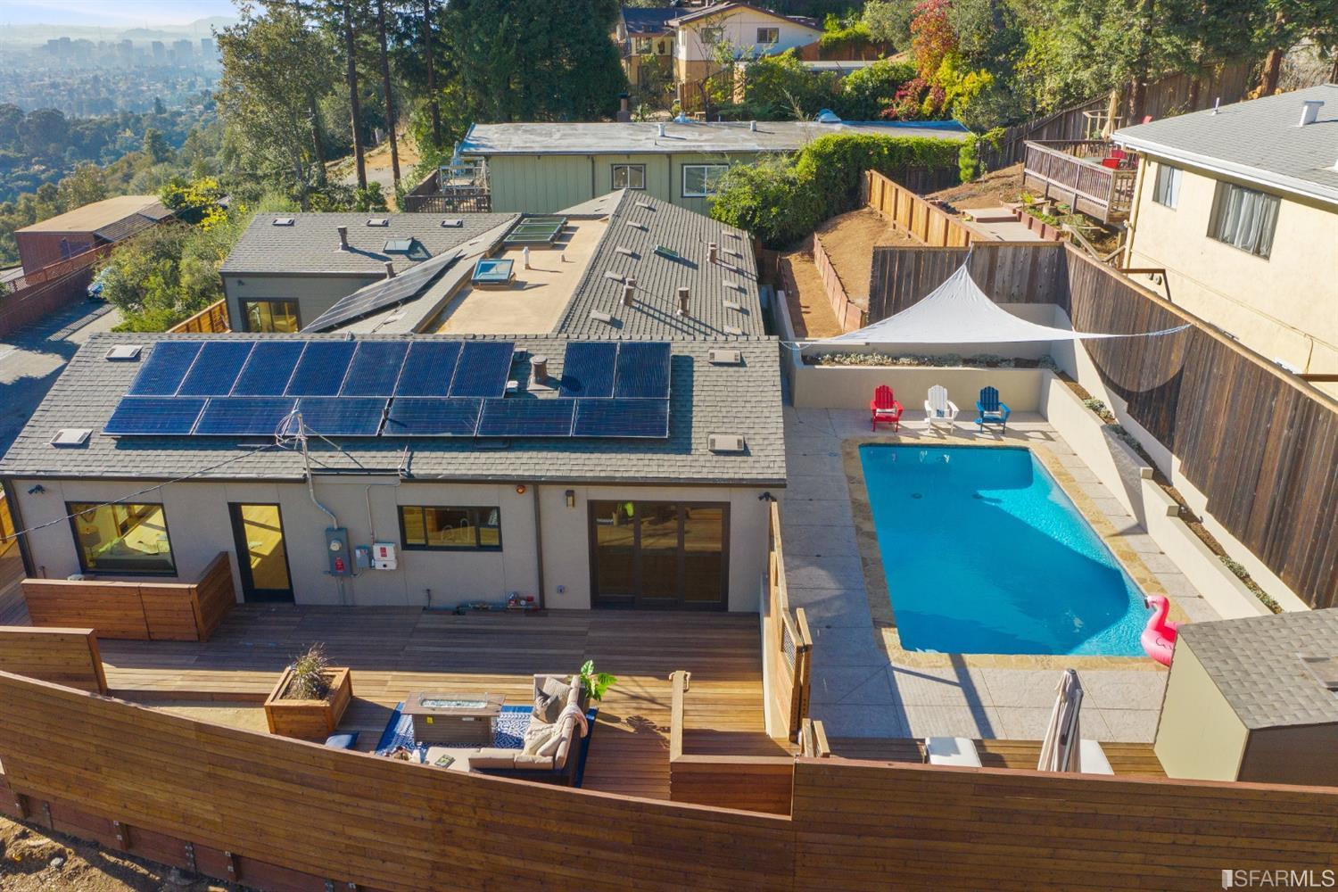 25 Awe-Inspiring Homes for Sale in California Right Now