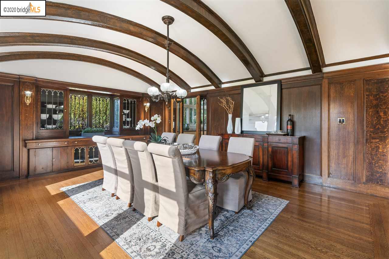 Ghirardelli Mansion dining room