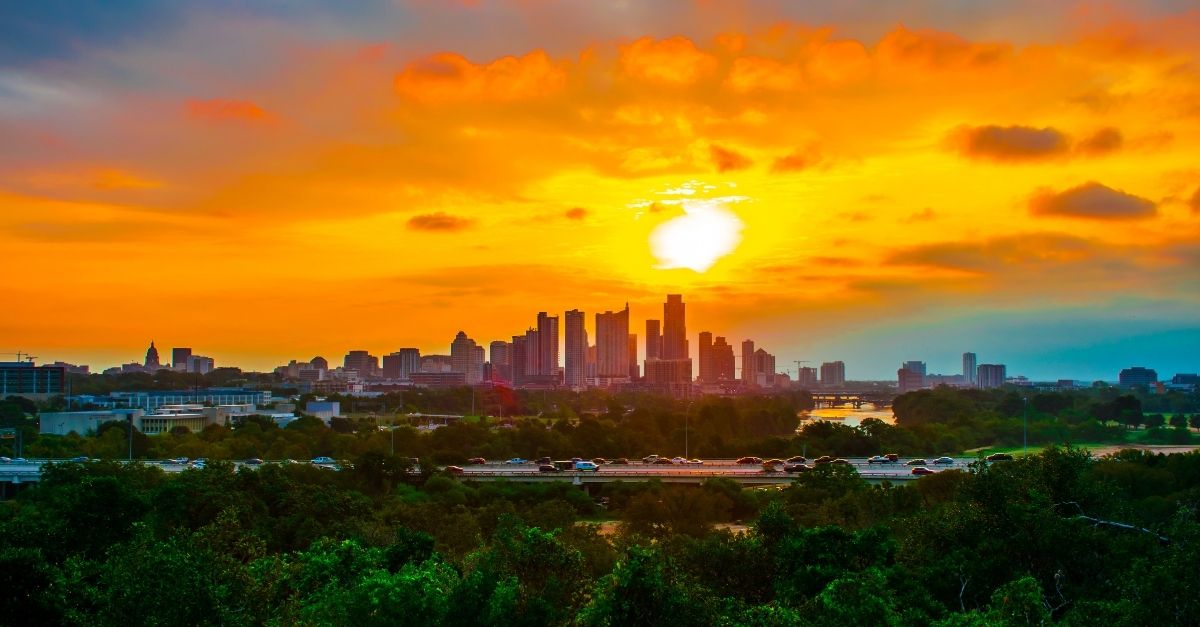 reasons to move to austin texas good weather