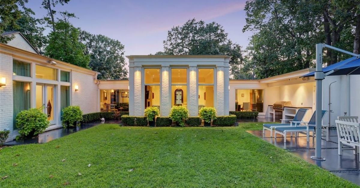 510 Westminster Drive in Houston, TX