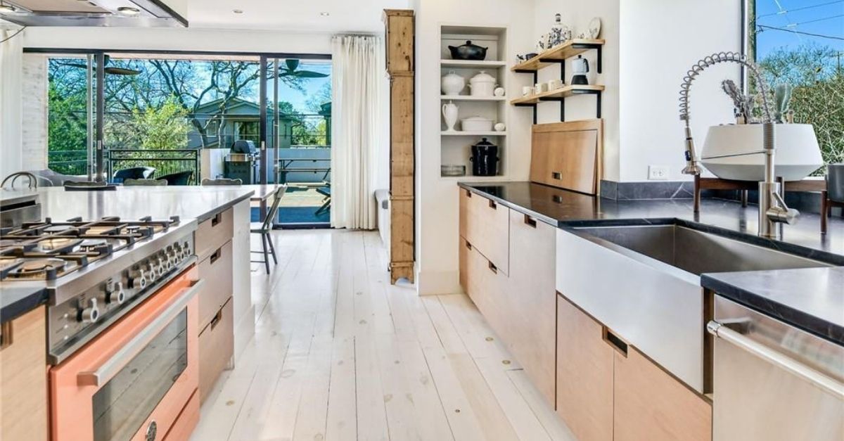 1. 1631 Palma PLZ, Austin, TX 78703  elon musk austin texas house