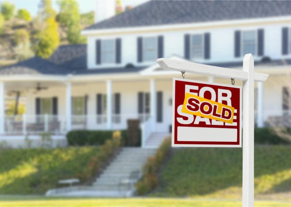 Sold sign outside of a home that was for sale