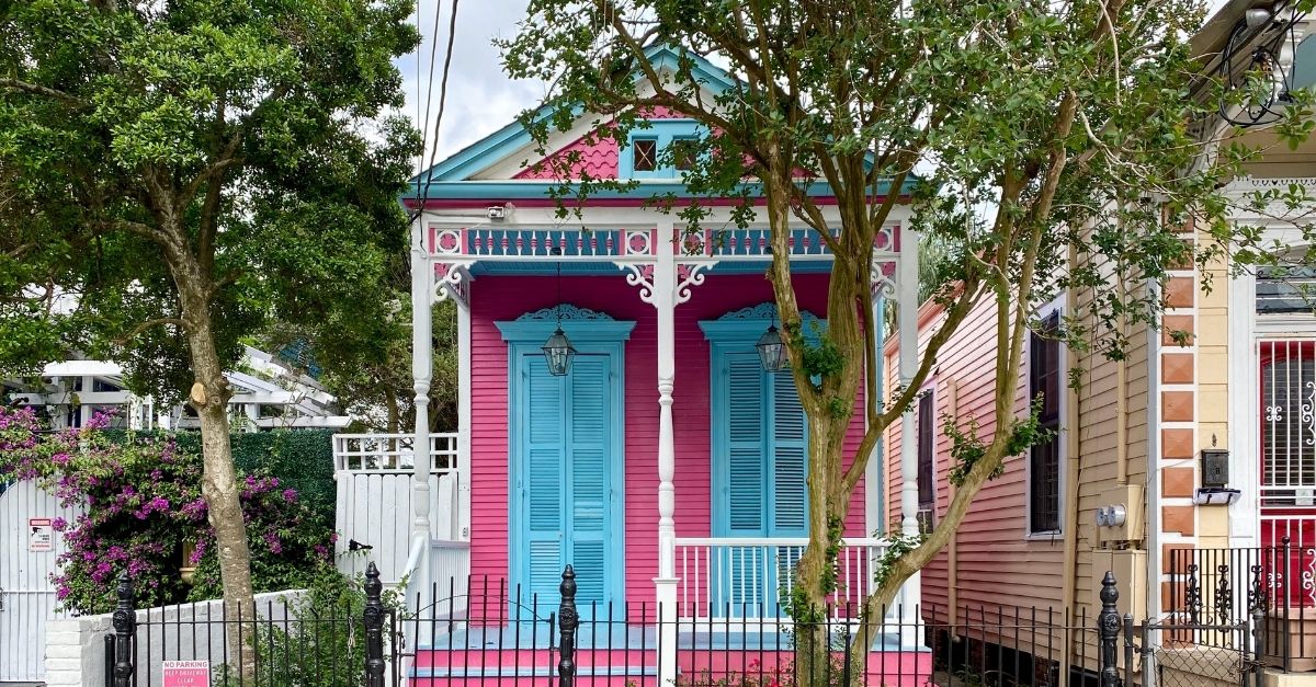 Pink french colonial style home in New Orleans