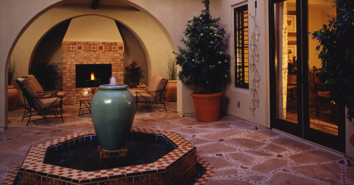 Cosy courtyard with fireplace